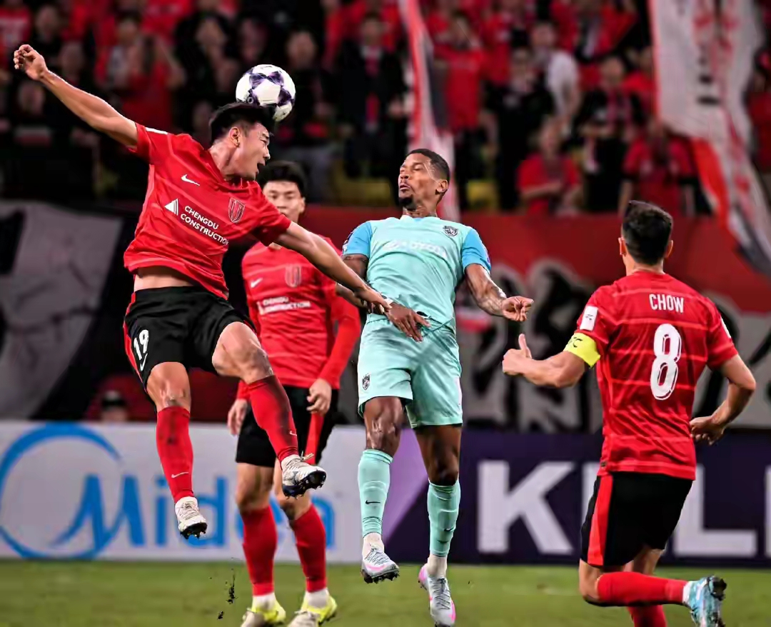 切尔西手感冰凉冲刺阶段成都蓉城回应争议之后，Ming在雄鹿比赛中连败